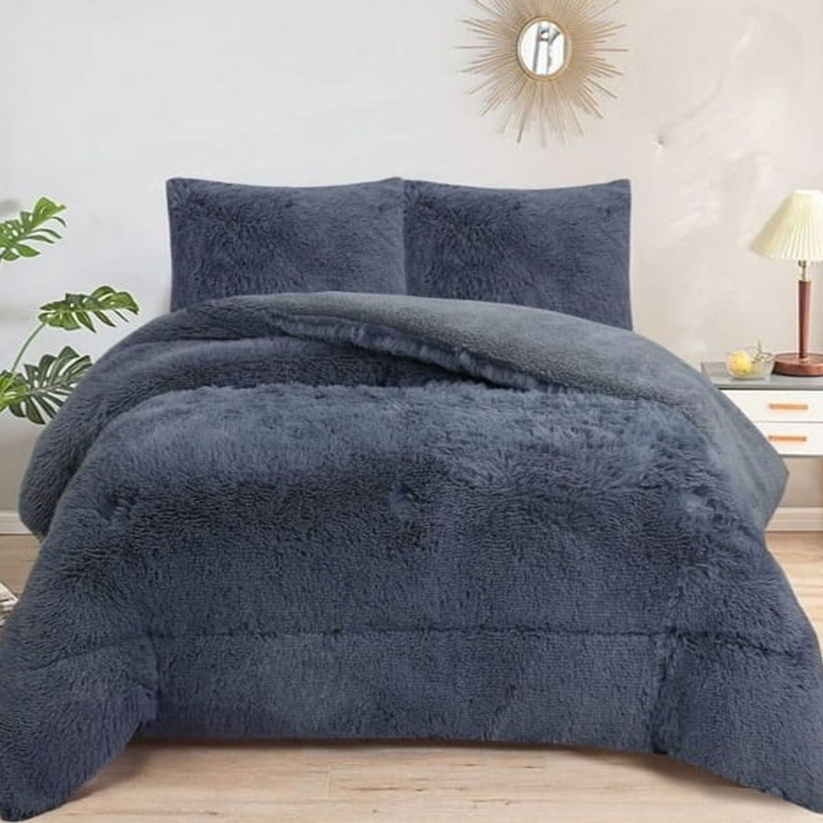 GENERICO - Cobertor o plumon peludo de hermoso color liso con chiporro king TF.