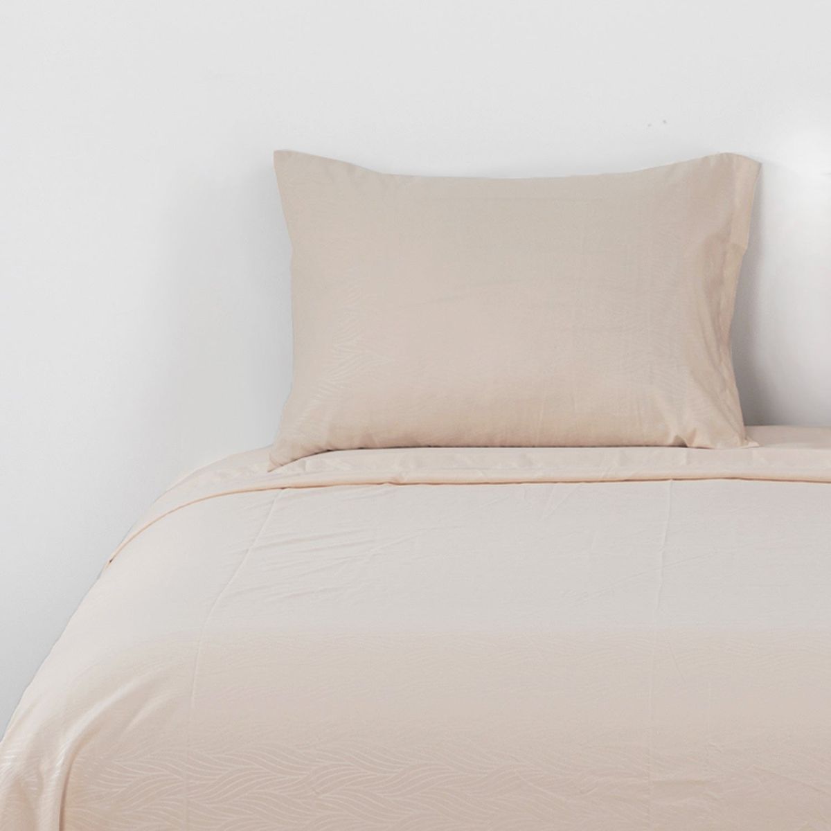 DIB - Sabanas Microfibra 1.5 Plaza Organic Crudo