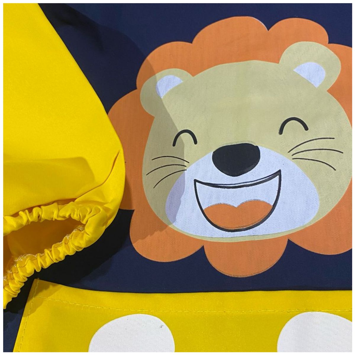 GARSIL - Delantal Infantil Manga Larga Impermeable Con Bolsillo Niño 4-8 años