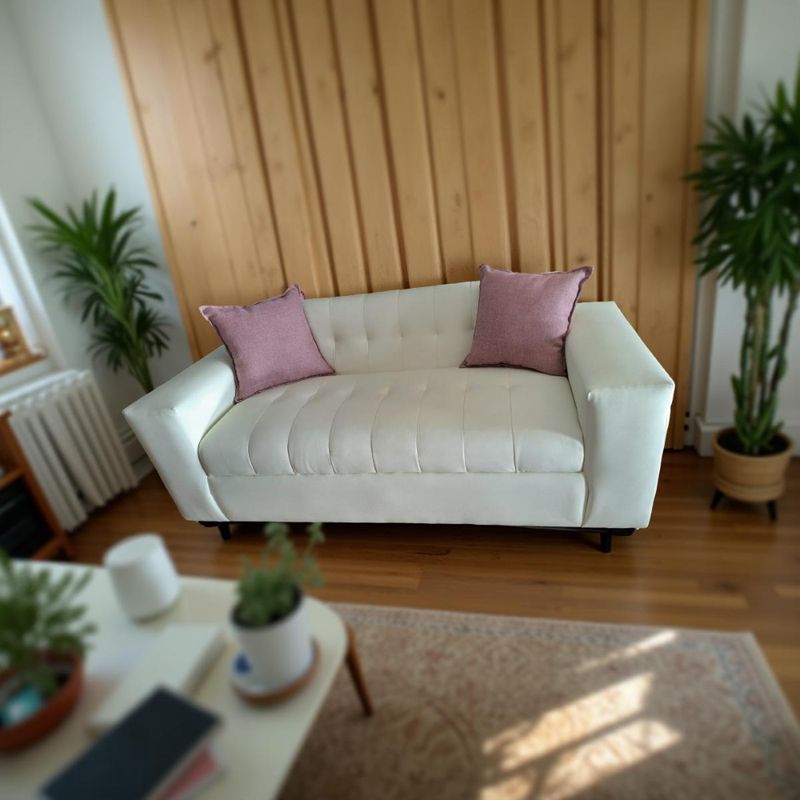 MUEBLES NEW - SOFA TRES CUERPOS BLANCO ECOCUERO
