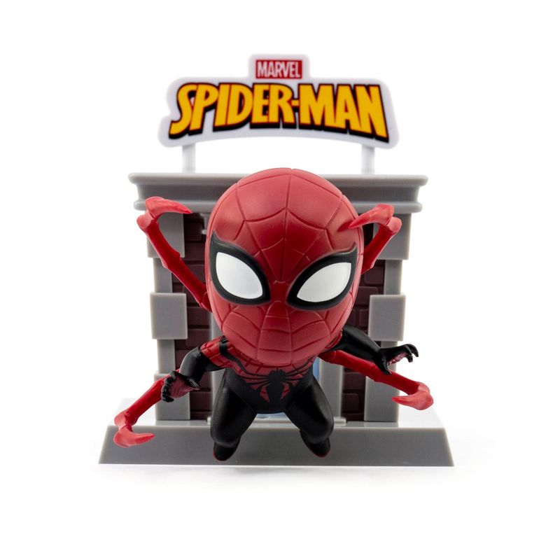 MARVEL - SPIDERMAN 8 CMS CON ESCENARIO EDIFICIO - SUPERIOR SPIDER-MAN