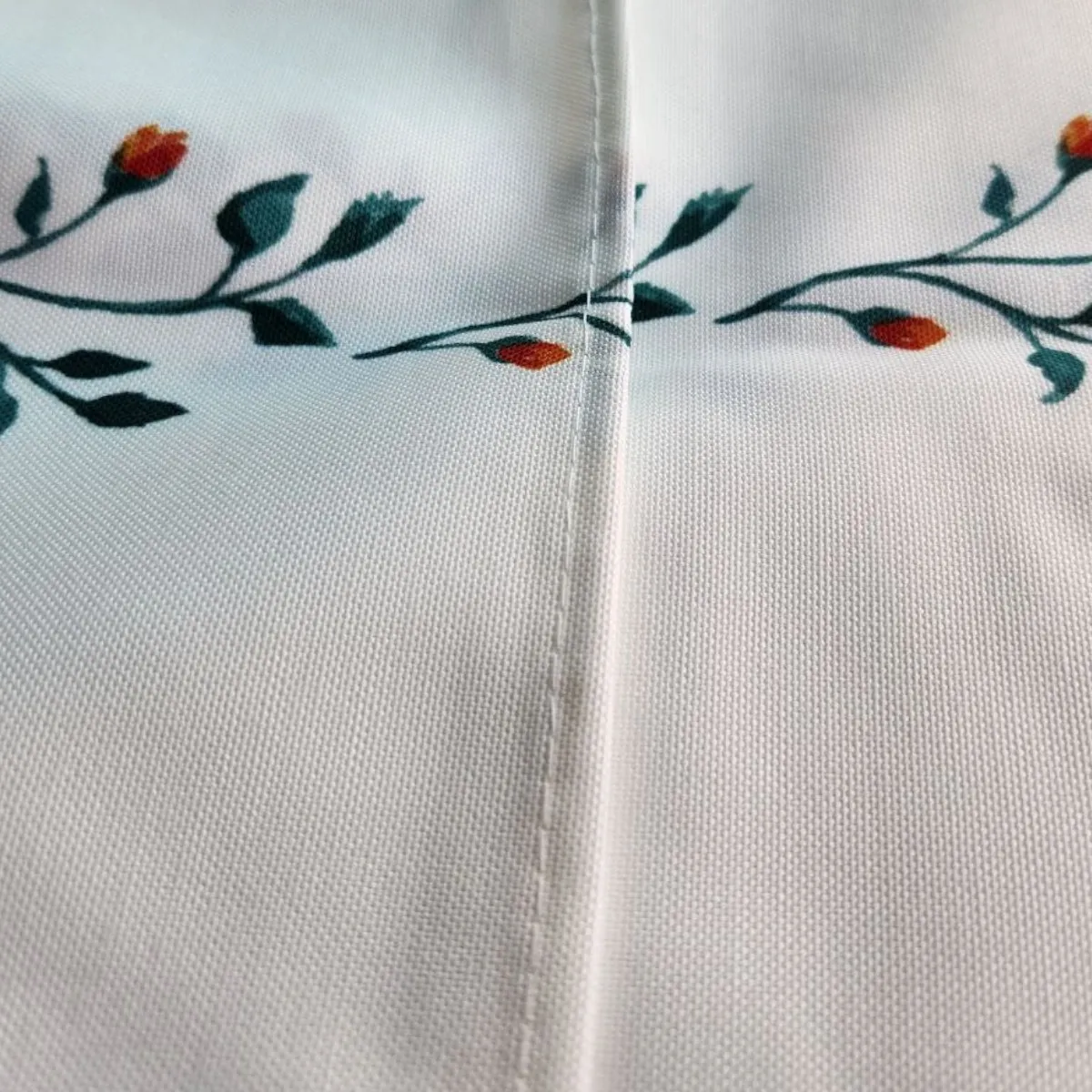 GENERICO - Mantel De Mesa Rectangular Impermeable Estampado Medida 140cm x 220cm