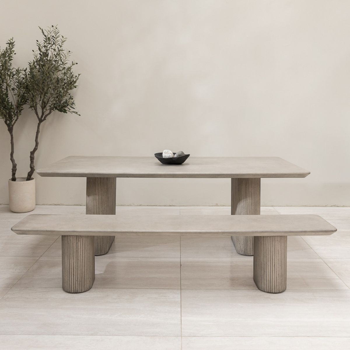 FORASTERO - Mesa De Comedor Mattia Cemento Forastero