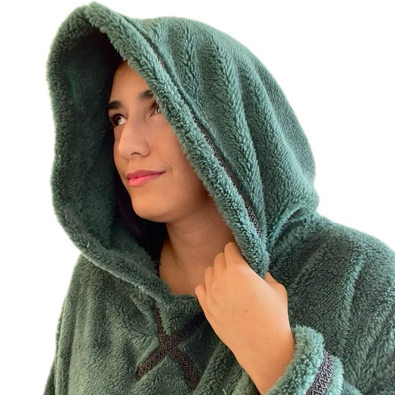 UNICO DISEÑO - Polerón Unicolor Corderito polar con gorro invierno Oversize