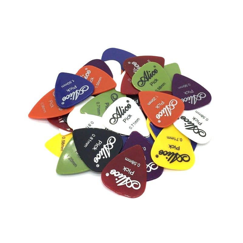 GENERICO - Uñetas De Guitarra Y Bajo 24 Unidades