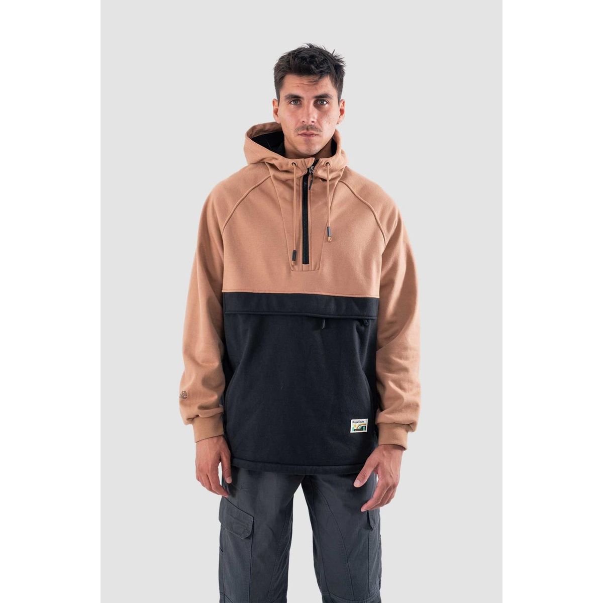KAYA UNITE - Chaqueta Cortaviento Hombre Surazo Hood Camel