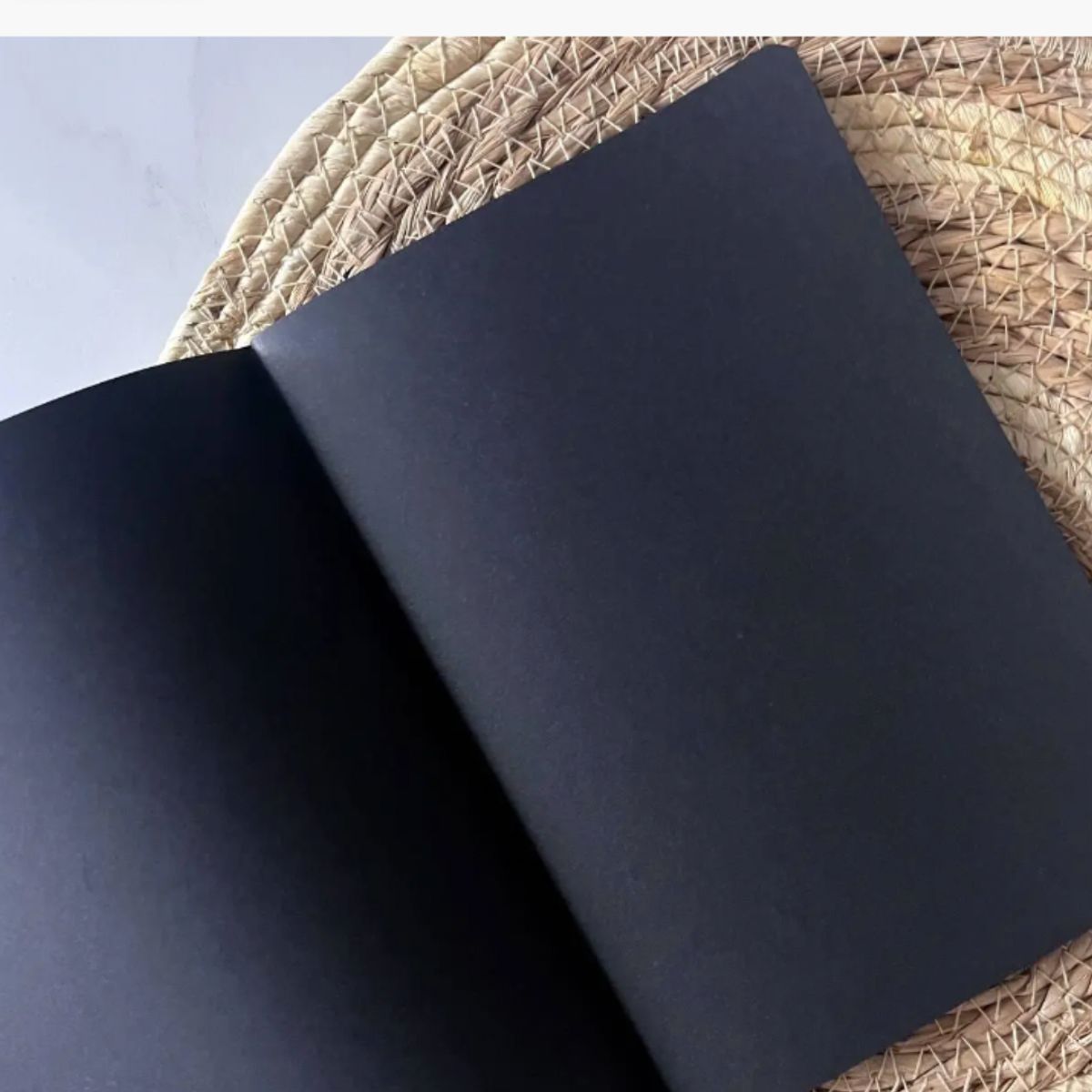 GENERICO - Mini Croquera Hojas Negras Cuaderno Artístico Compacto