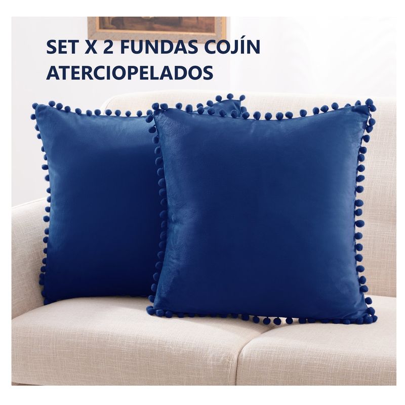 COMPRAPO - Set X 2 Fundas Cojín Boho Chic Aterciopelado Pompones Azul 45x45