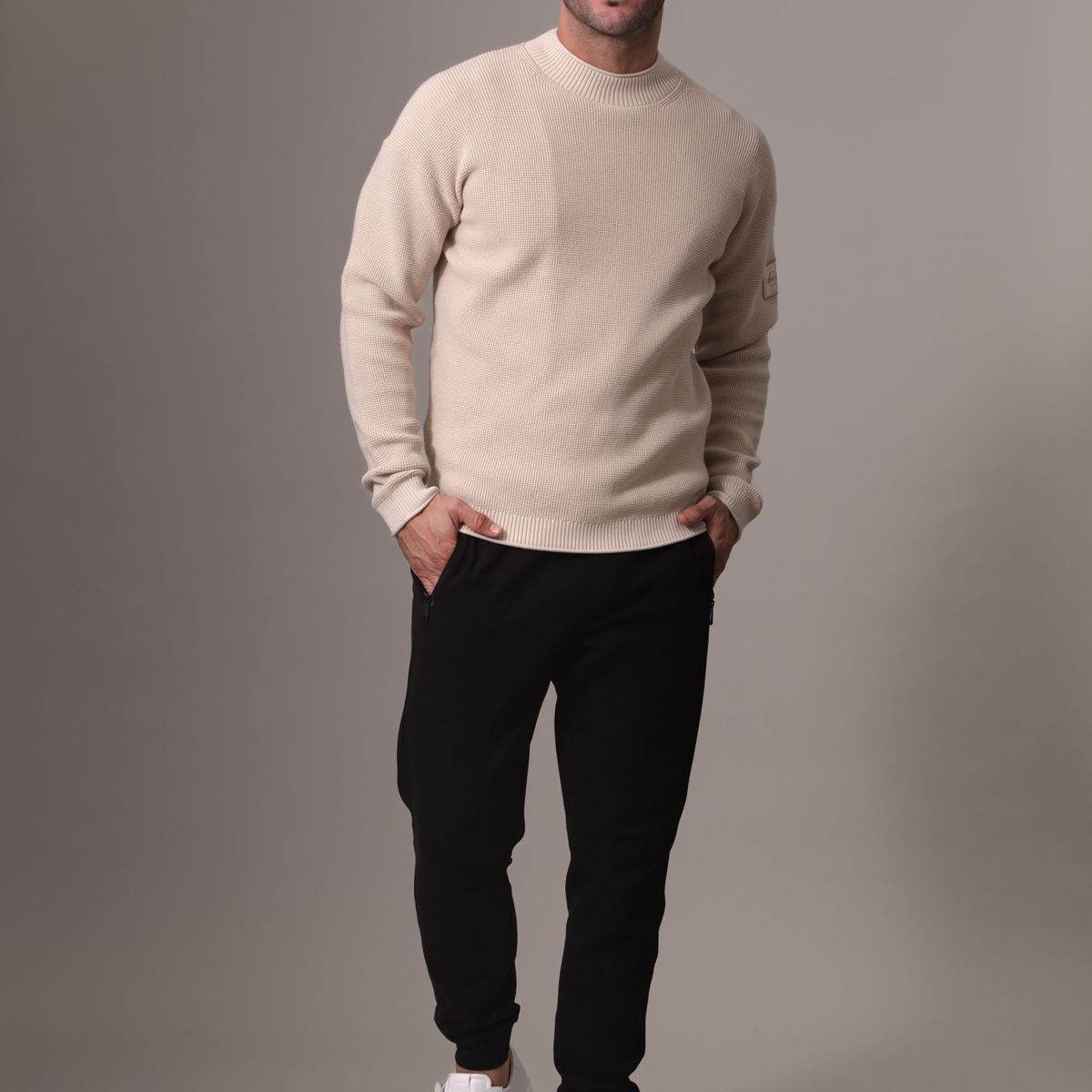 CALVIN KLEIN - Sweater Badge Relaxed Sweater Beige Calvin Klein