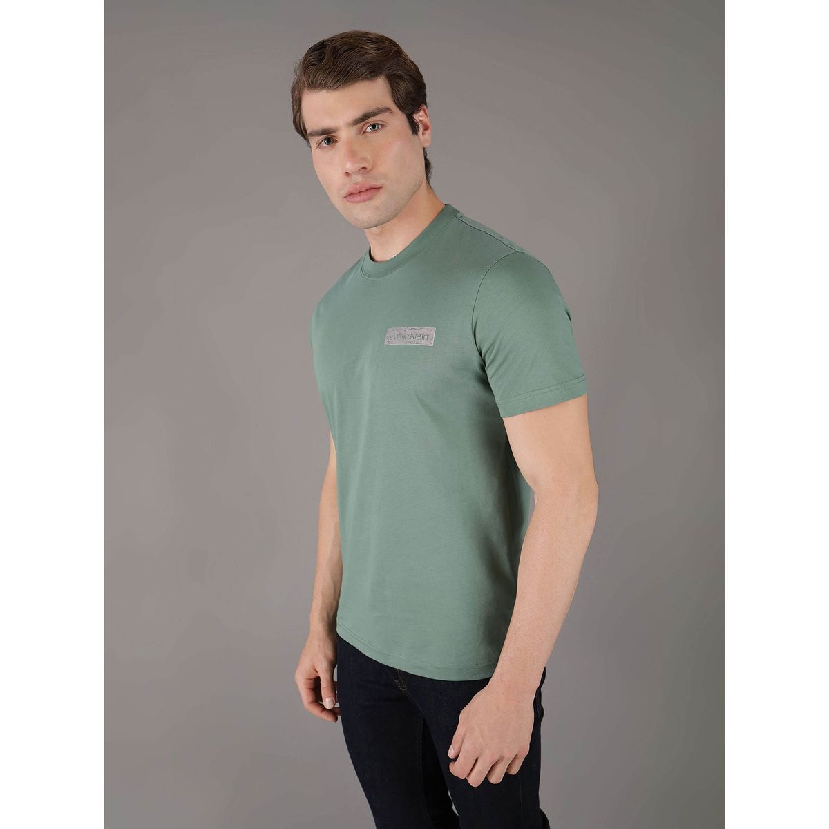 CALVIN KLEIN - Polera Raised Concrete Verde Calvin Klein CED