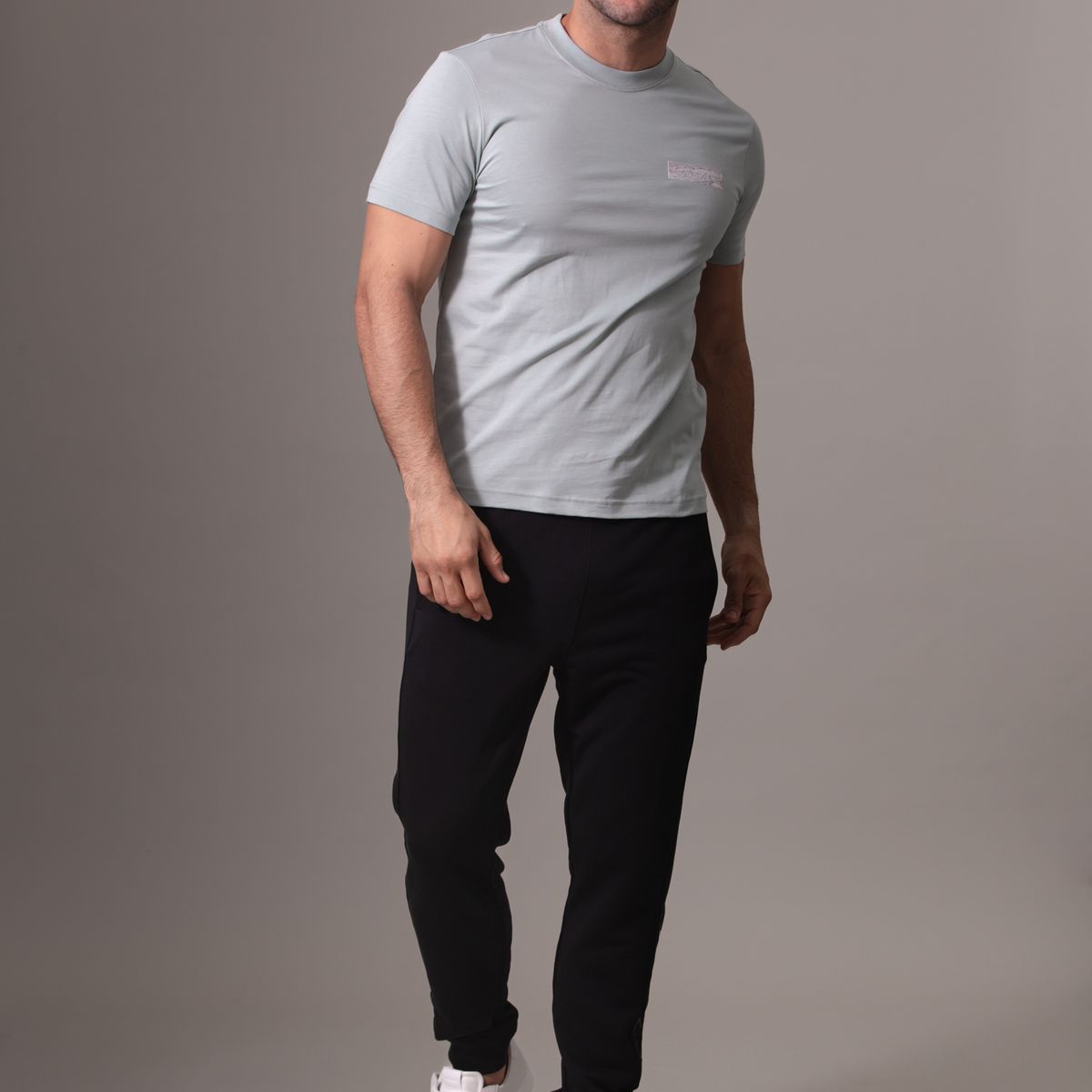 CALVIN KLEIN - Polera Raised Concrete Celeste Calvin Klein PAC