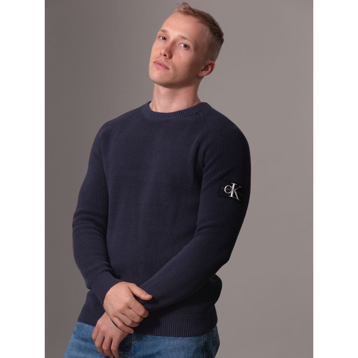 CALVIN KLEIN - Sweater Badge Easy Sweater Azul Calvin Klein