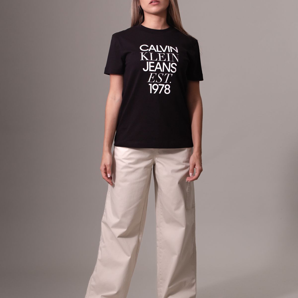 CALVIN KLEIN - Polera Mixed Logo Regular Negro Calvin Klein