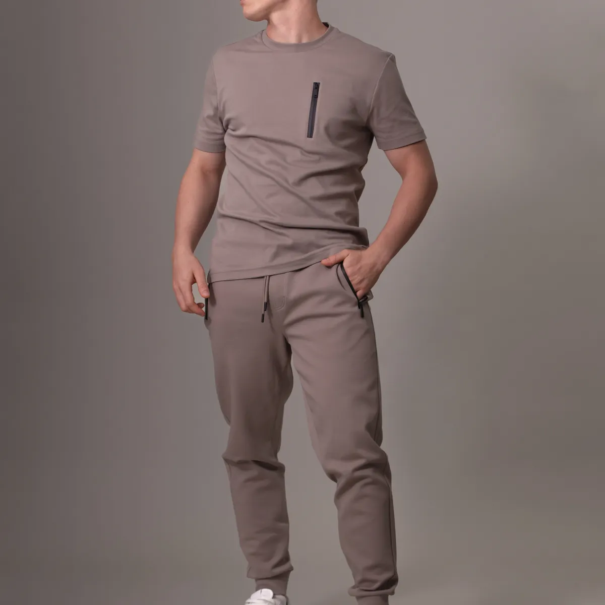 CALVIN KLEIN - Jogger Lux Tech Gris Calvin Klein