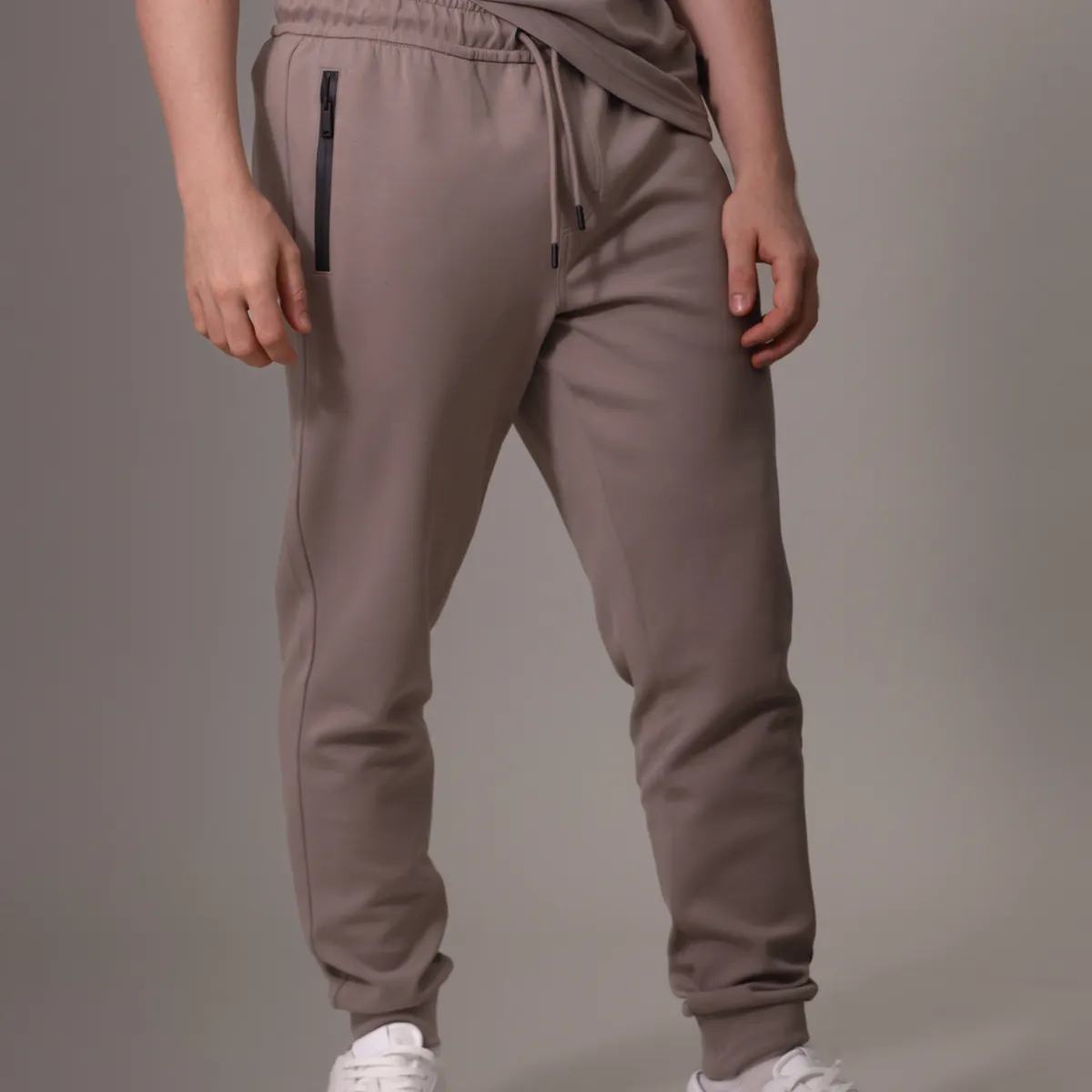 CALVIN KLEIN - Jogger Lux Tech Gris Calvin Klein