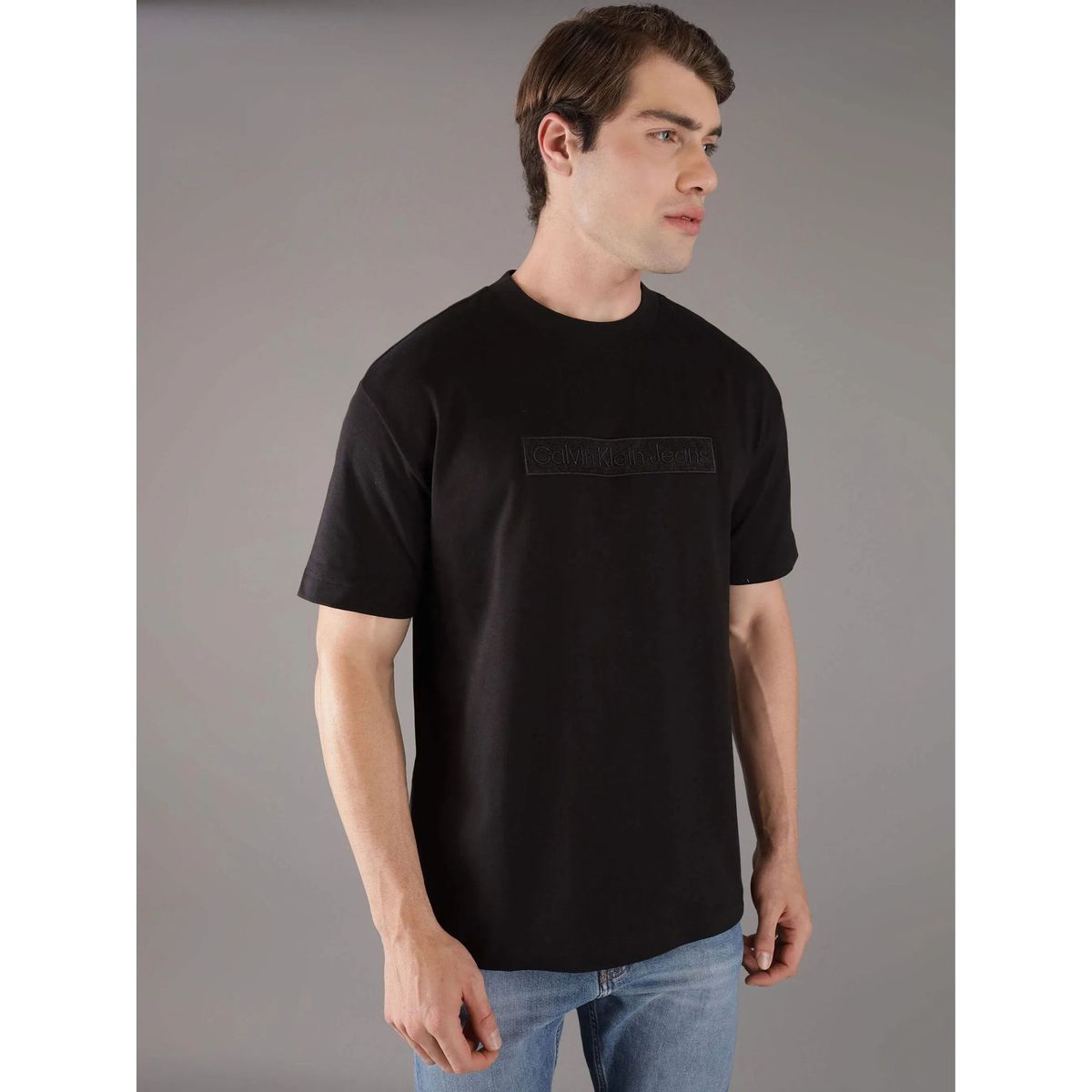 CALVIN KLEIN - Polera Embroidered Box Negro Calvin Klein BEH
