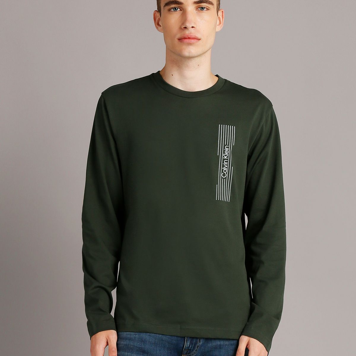 CALVIN KLEIN - Polera LS Horizontal Logo Verde Calvin Klein M14