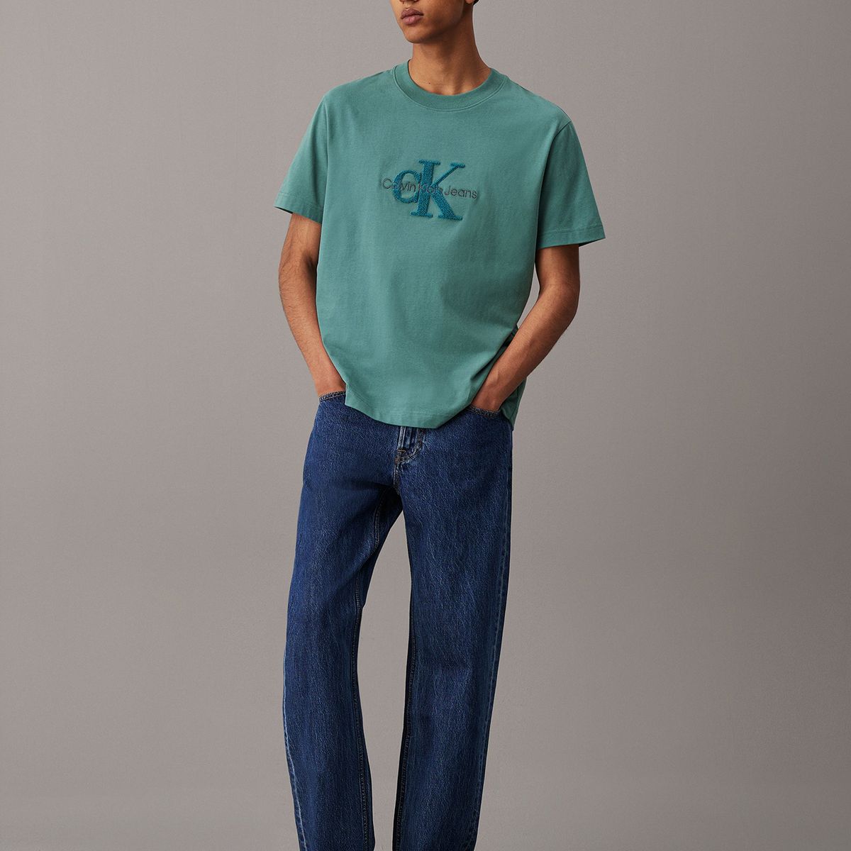 CALVIN KLEIN - Polera Chenille Monologo Verde Calvin Klein