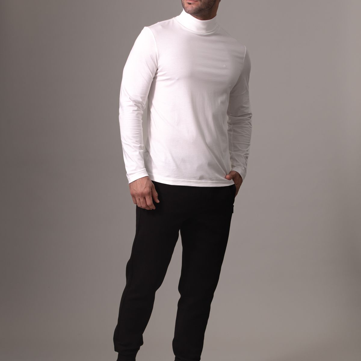 CALVIN KLEIN - Polera LS Liquid Touch Blanco Calvin Klein