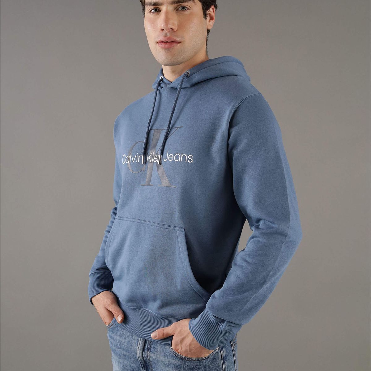 CALVIN KLEIN - Polerón con Gorro Seasonal Monologo Azul Calvin Klein