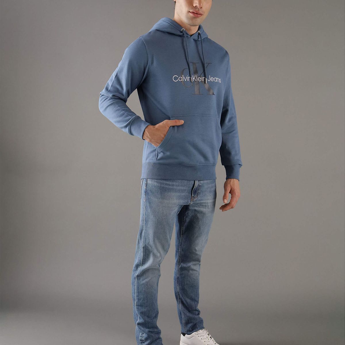 CALVIN KLEIN - Polerón con Gorro Seasonal Monologo Azul Calvin Klein