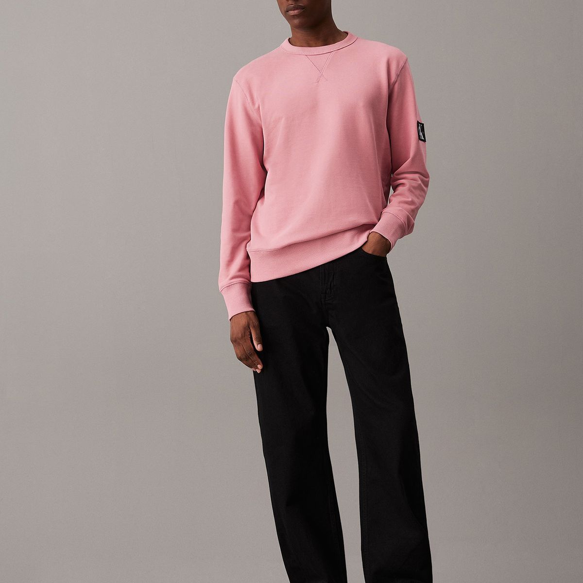 CALVIN KLEIN - Polerón Badge Crew Neck Rosado Calvin Klein