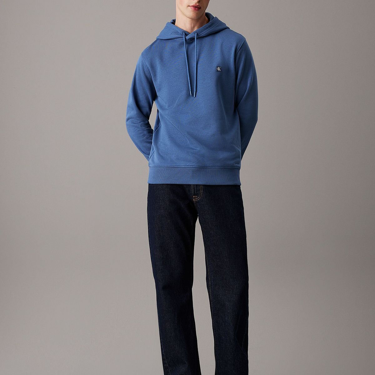 CALVIN KLEIN - Polerón con Gorro Ck Embro Badge Azul Calvin Klein
