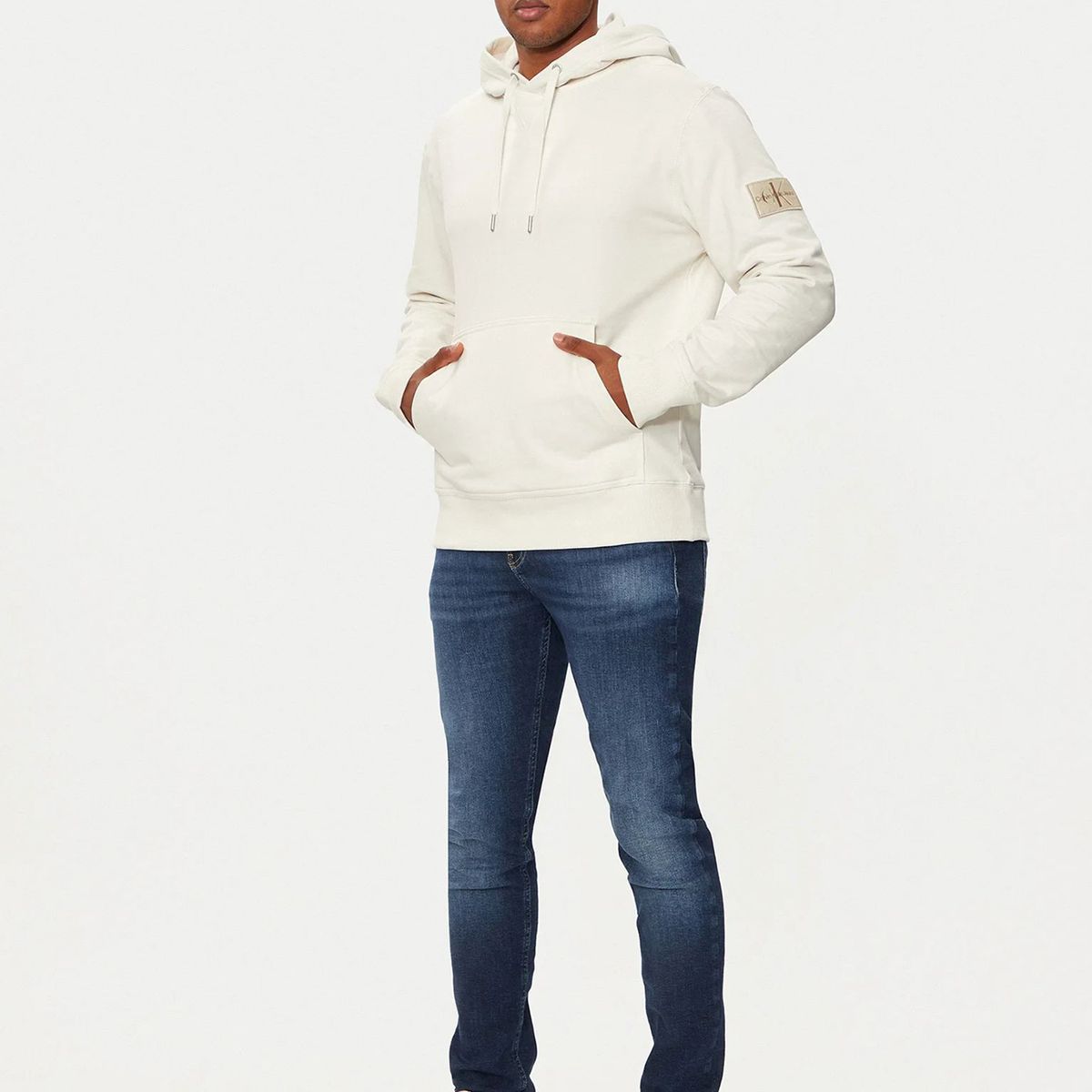 CALVIN KLEIN - Polerón con Gorro Badge Blanco Calvin Klein