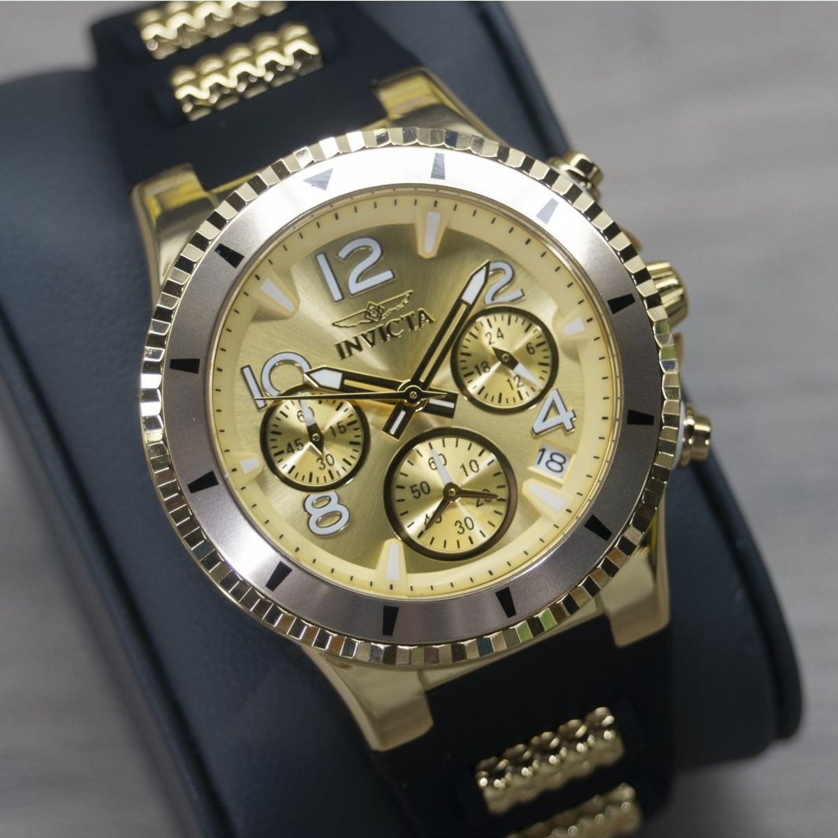 INVICTA - Reloj INVICTA 36909 Dorado Mujer