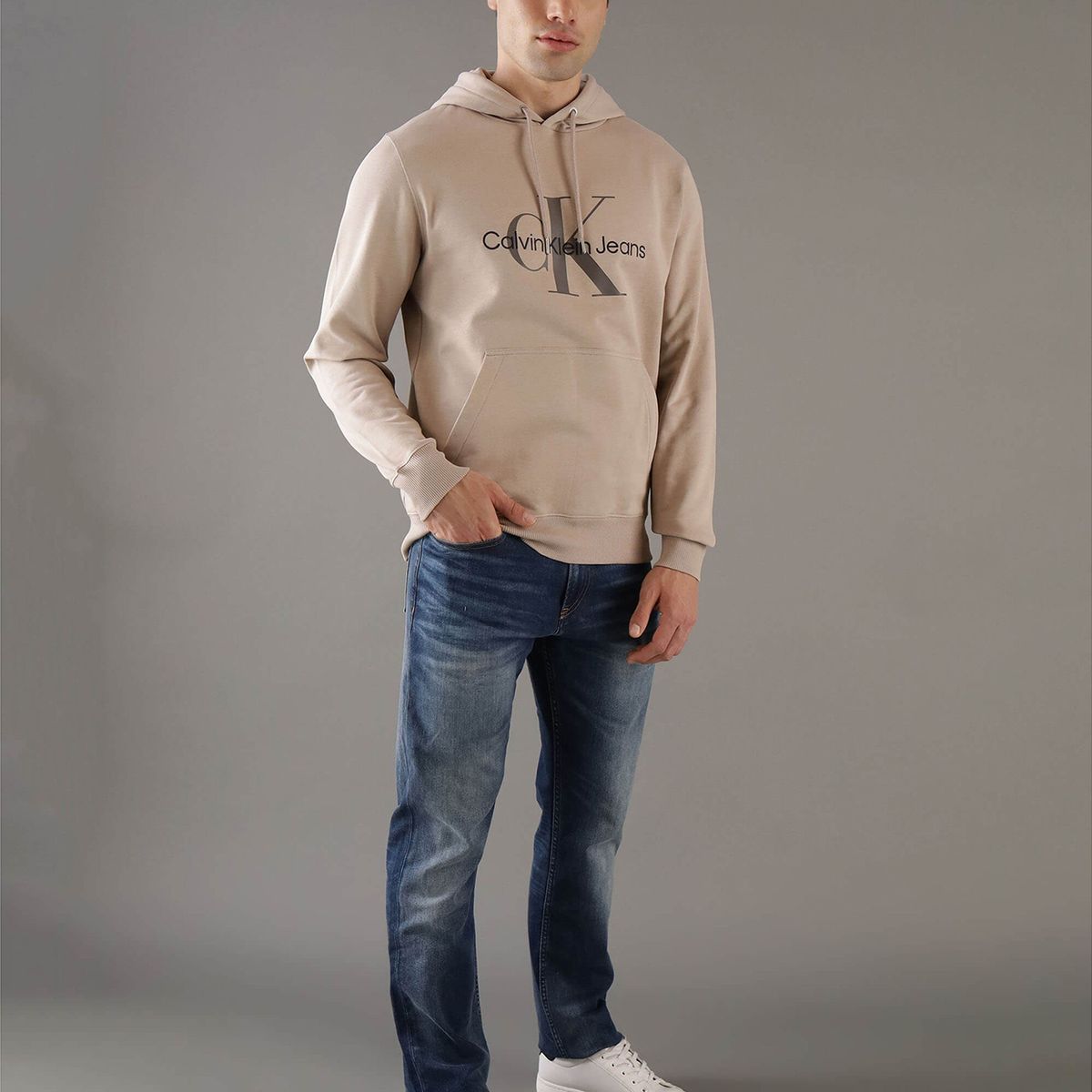 CALVIN KLEIN - Polerón con Gorro Seasonal Monologo Beige Calvin Klein