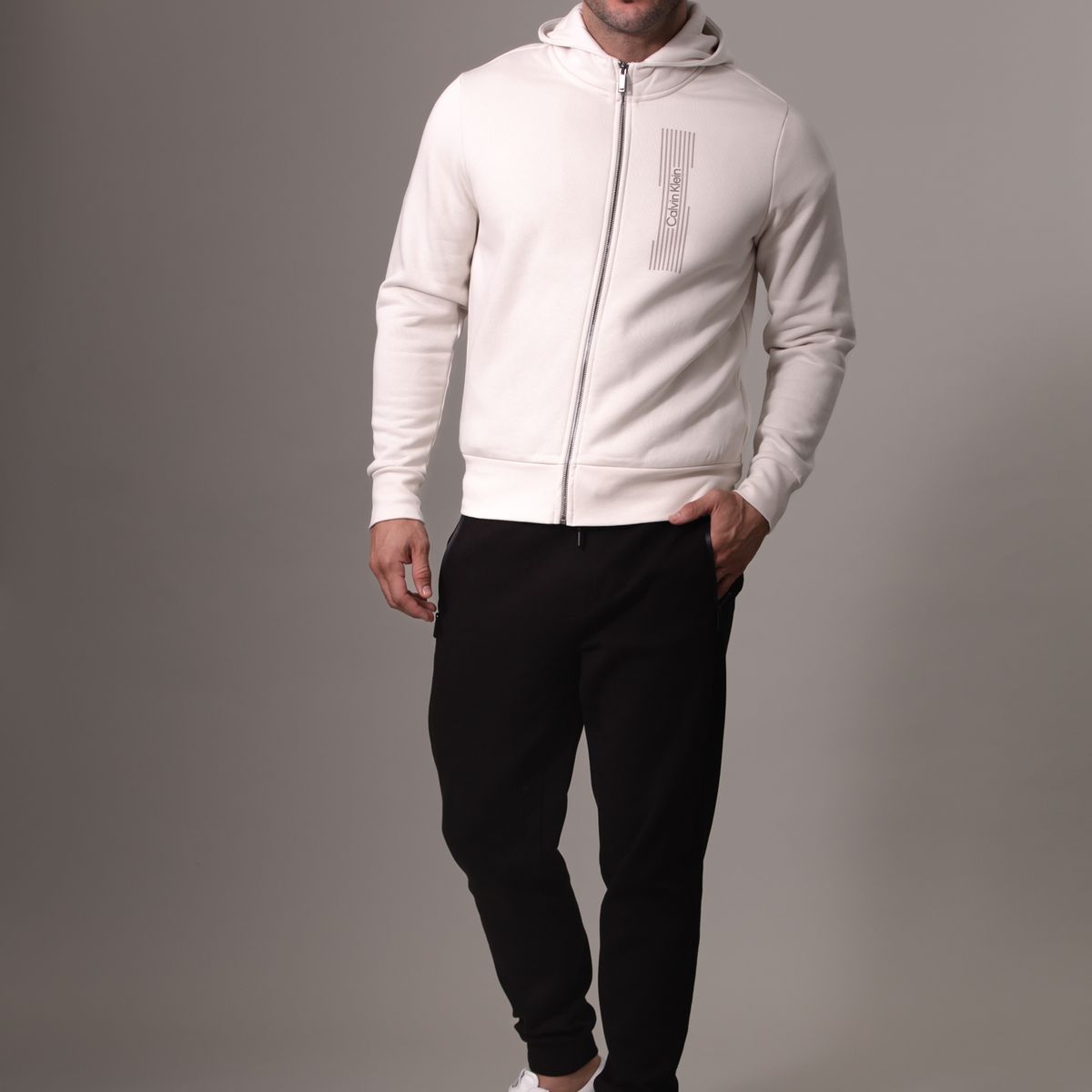 CALVIN KLEIN - Polerón con Gorro Horizontal Logo Blanco Calvin Klein