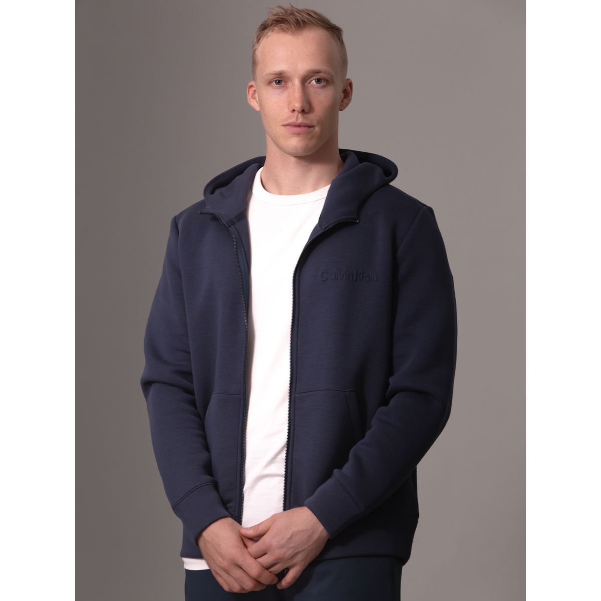 CALVIN KLEIN - Polerón con Gorro Spacer Azul Calvin Klein