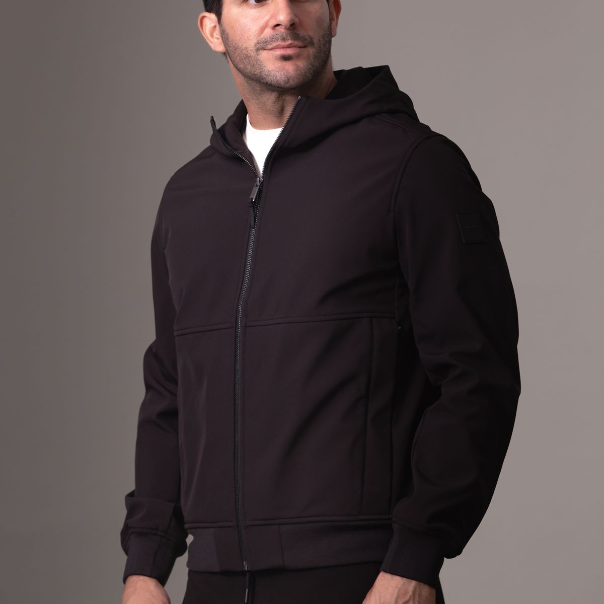 CALVIN KLEIN - Chaqueta con Gorro Softshell Negro Calvin Klein