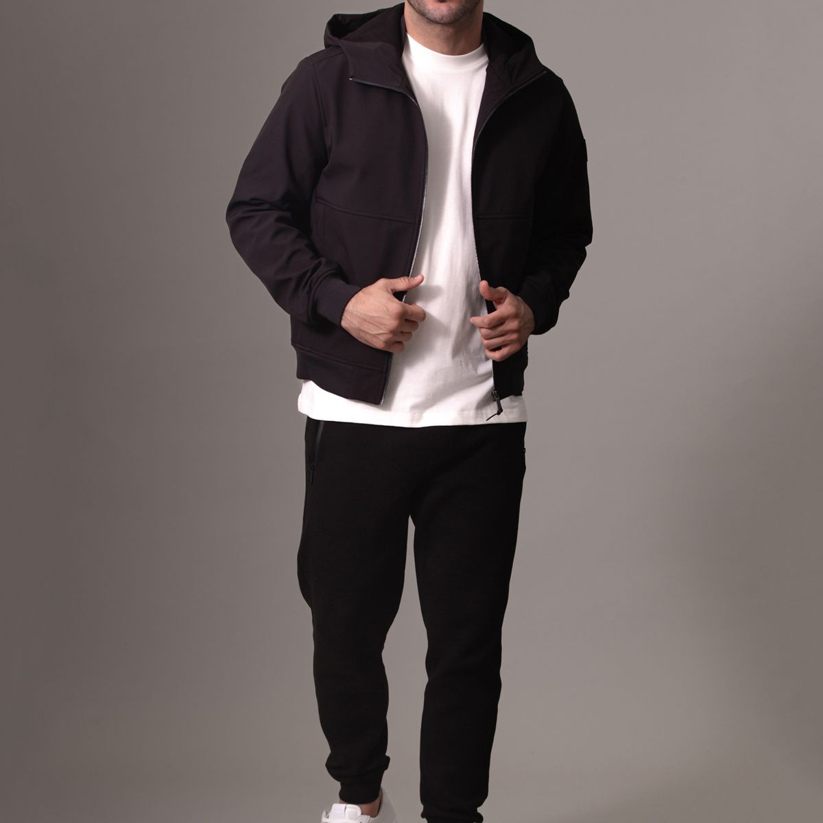 CALVIN KLEIN - Chaqueta con Gorro Softshell Negro Calvin Klein