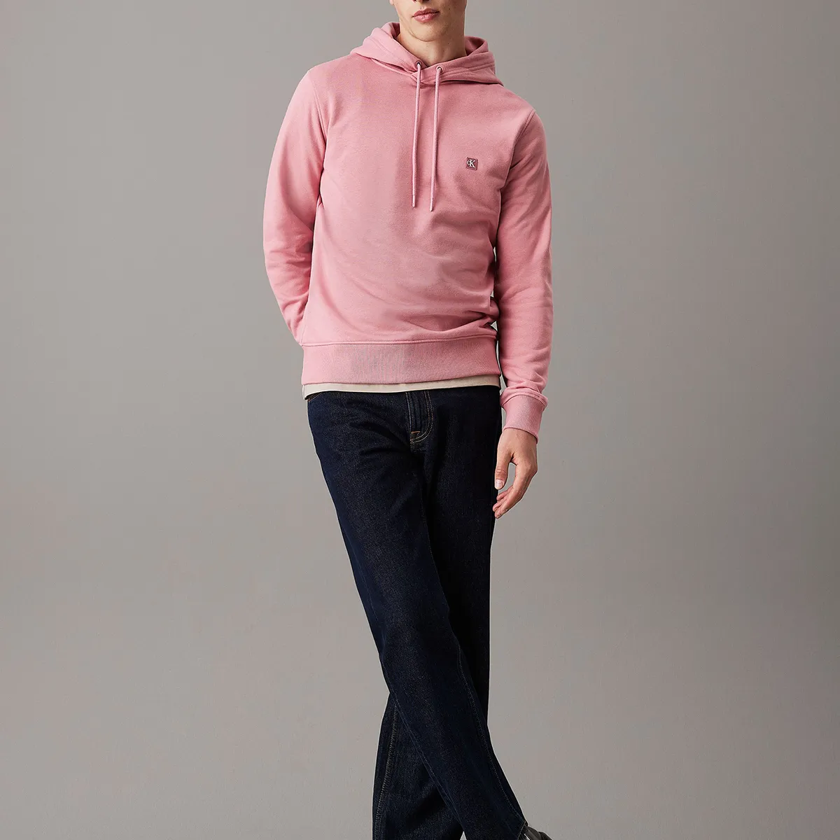 CALVIN KLEIN - Polerón con Gorro Ck Embro Badge Rosado Calvin Klein