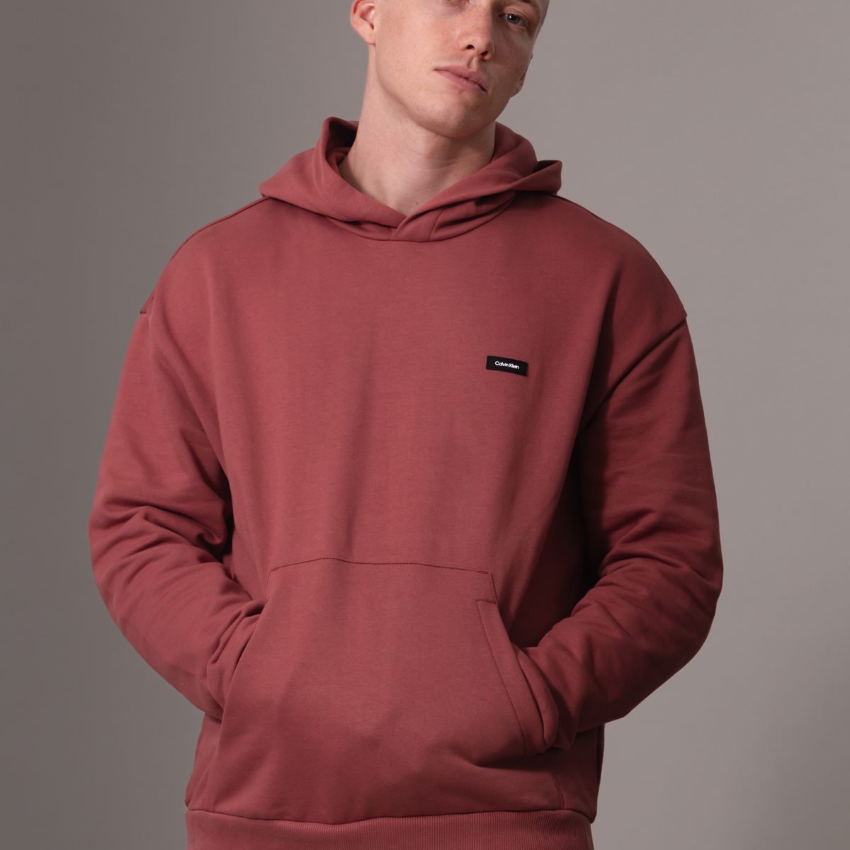 CALVIN KLEIN - Polerón con Gorro Cotton Comfort Rojo Calvin Klein