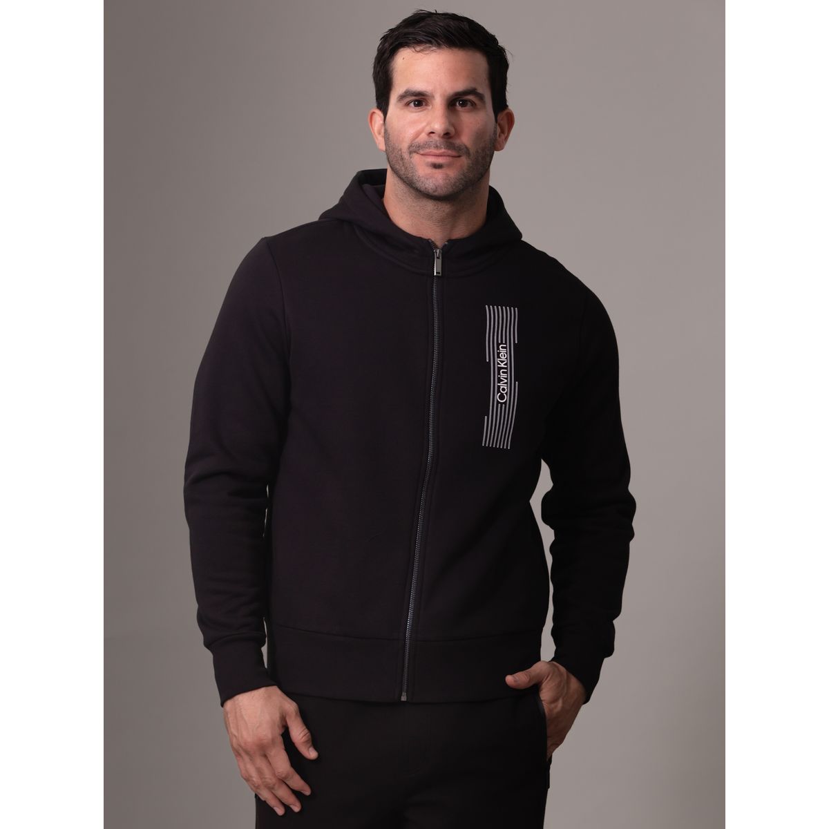 CALVIN KLEIN - Polerón con Gorro Horizontal Logo Negro Calvin Klein