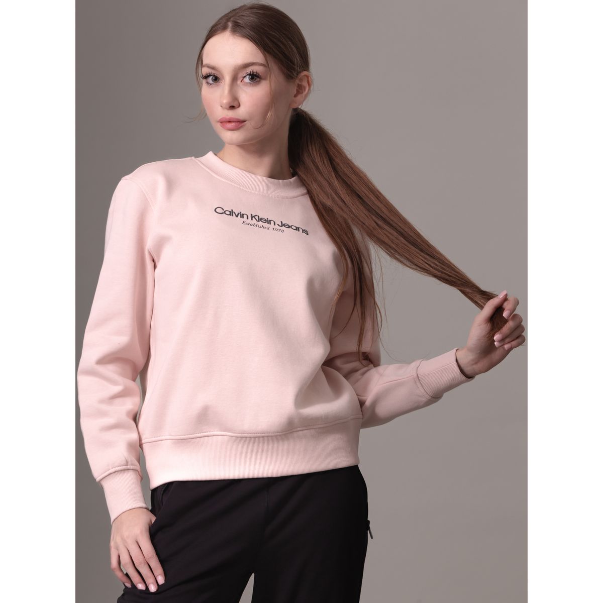 CALVIN KLEIN - Polerón Institutional Graphic Rosado Calvin Klein