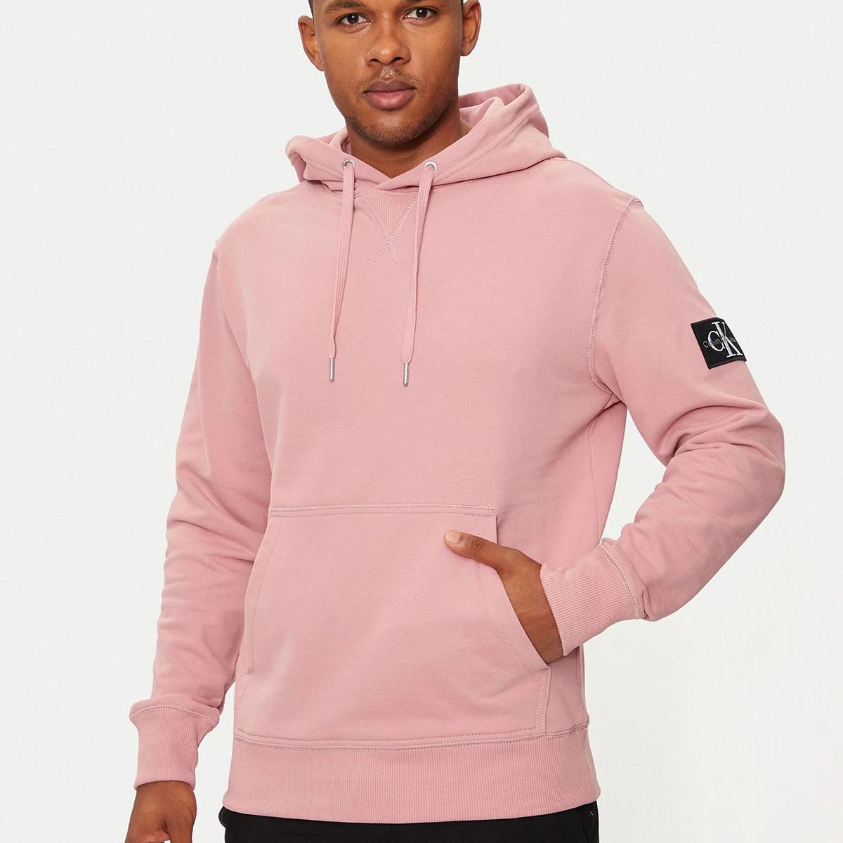 CALVIN KLEIN - Polerón con Gorro Badge Rosado Calvin Klein
