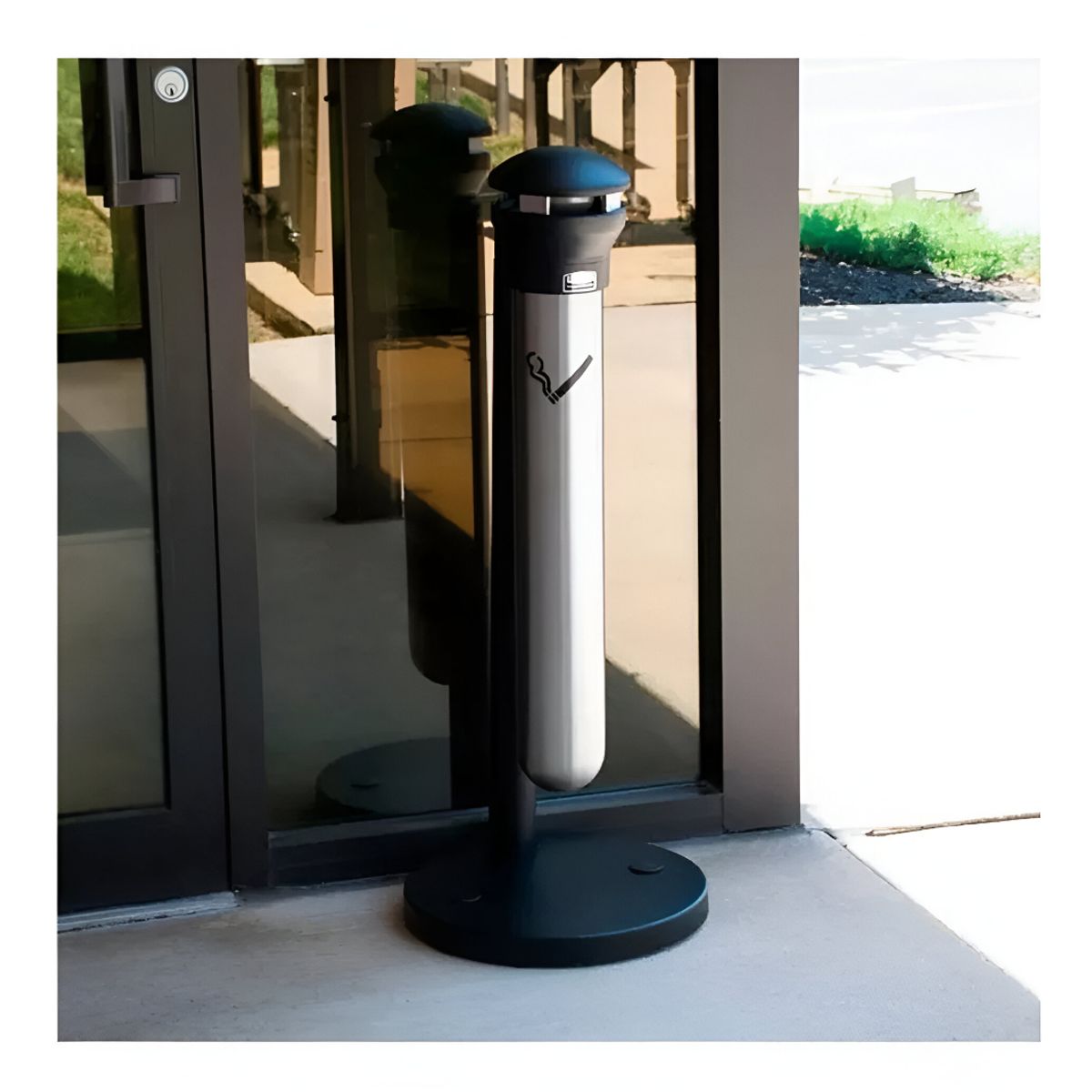 RUBBERMAID - Cenicero Infinity Plateado Rubbermaid