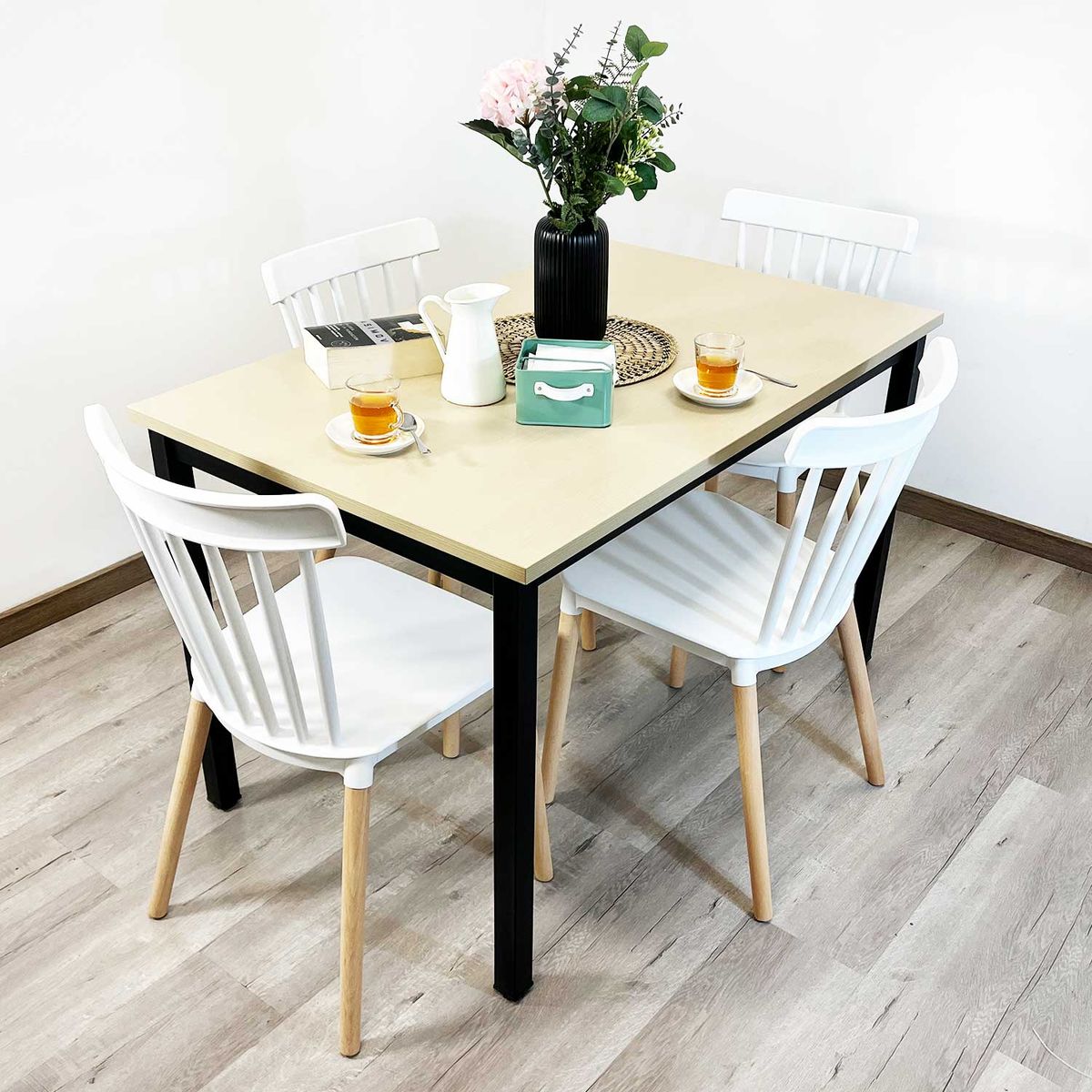 EL BARCO - Juego de Comedor New York + 4 Sillas Windsor Blancas