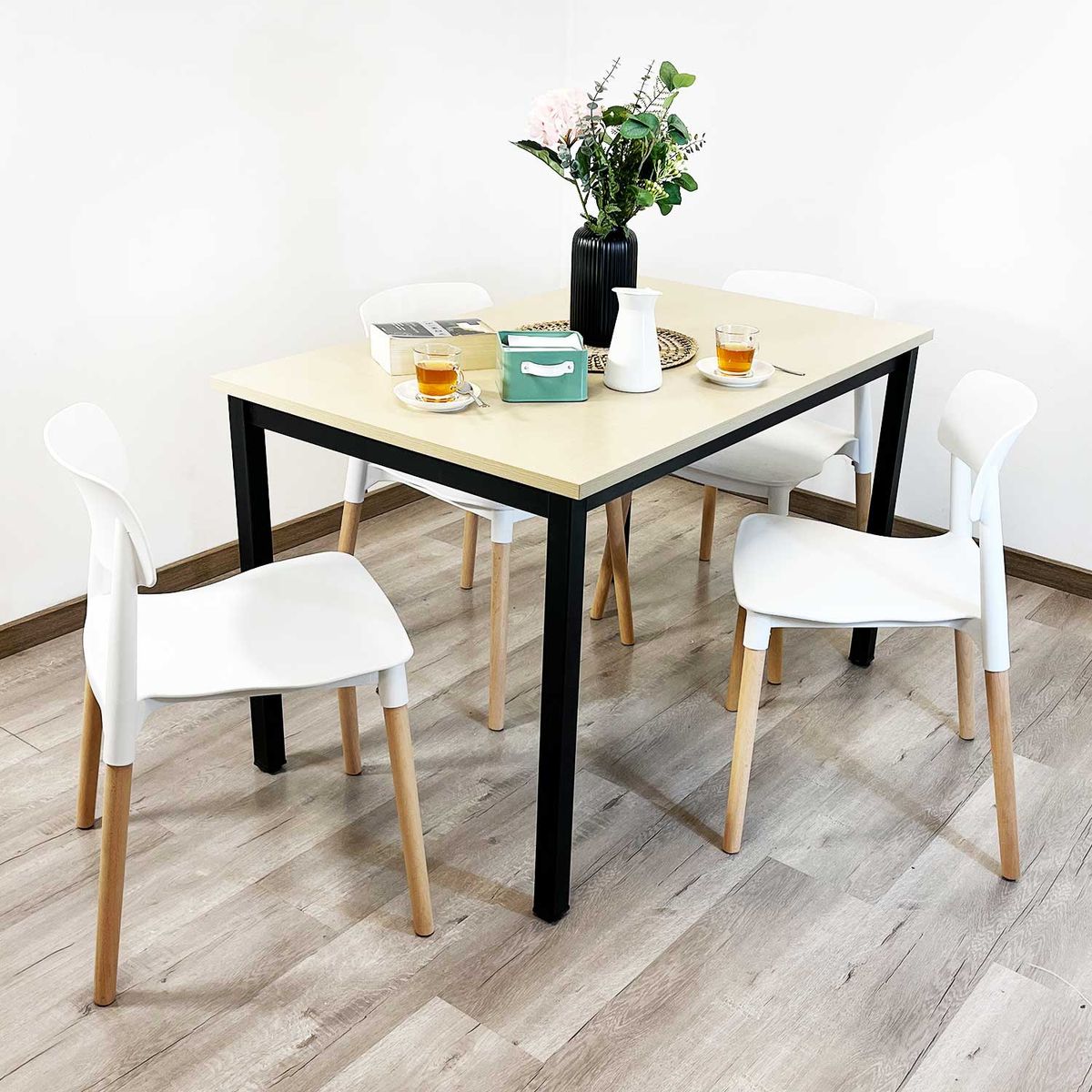 EL BARCO - Juego de Comedor New York + 4 Sillas Lisboa Blancas