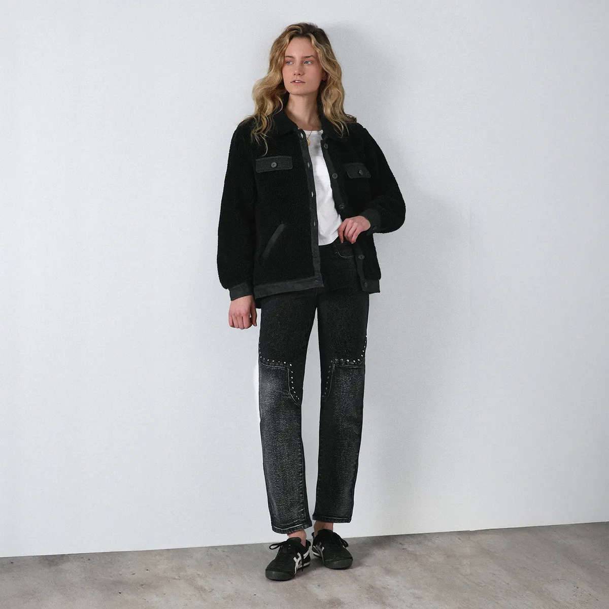 RAINDOOR - Pantalón Mom Slim Nuria Negro R Mujer Raindoor