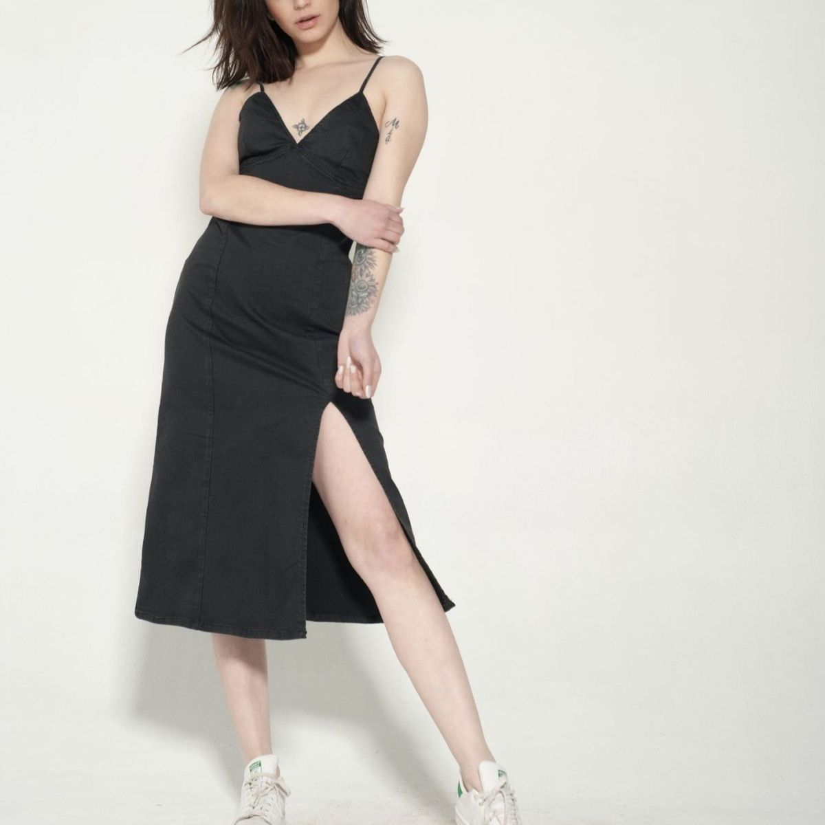 MOMCHIC - Vestido Pavilo Negro