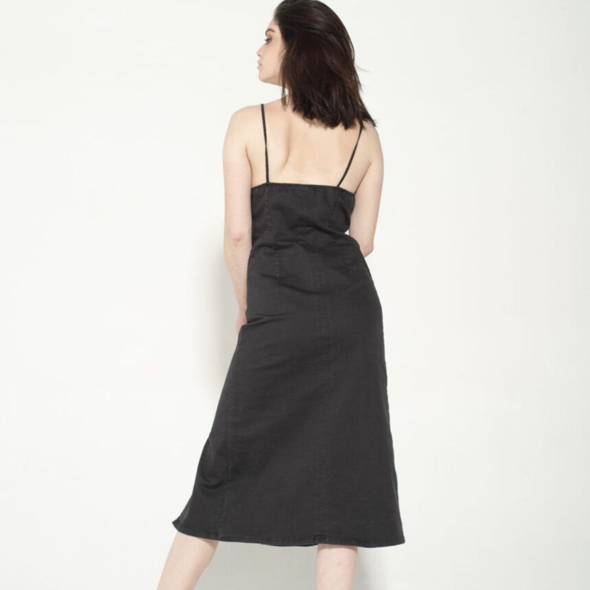 MOMCHIC - Vestido Pavilo Negro