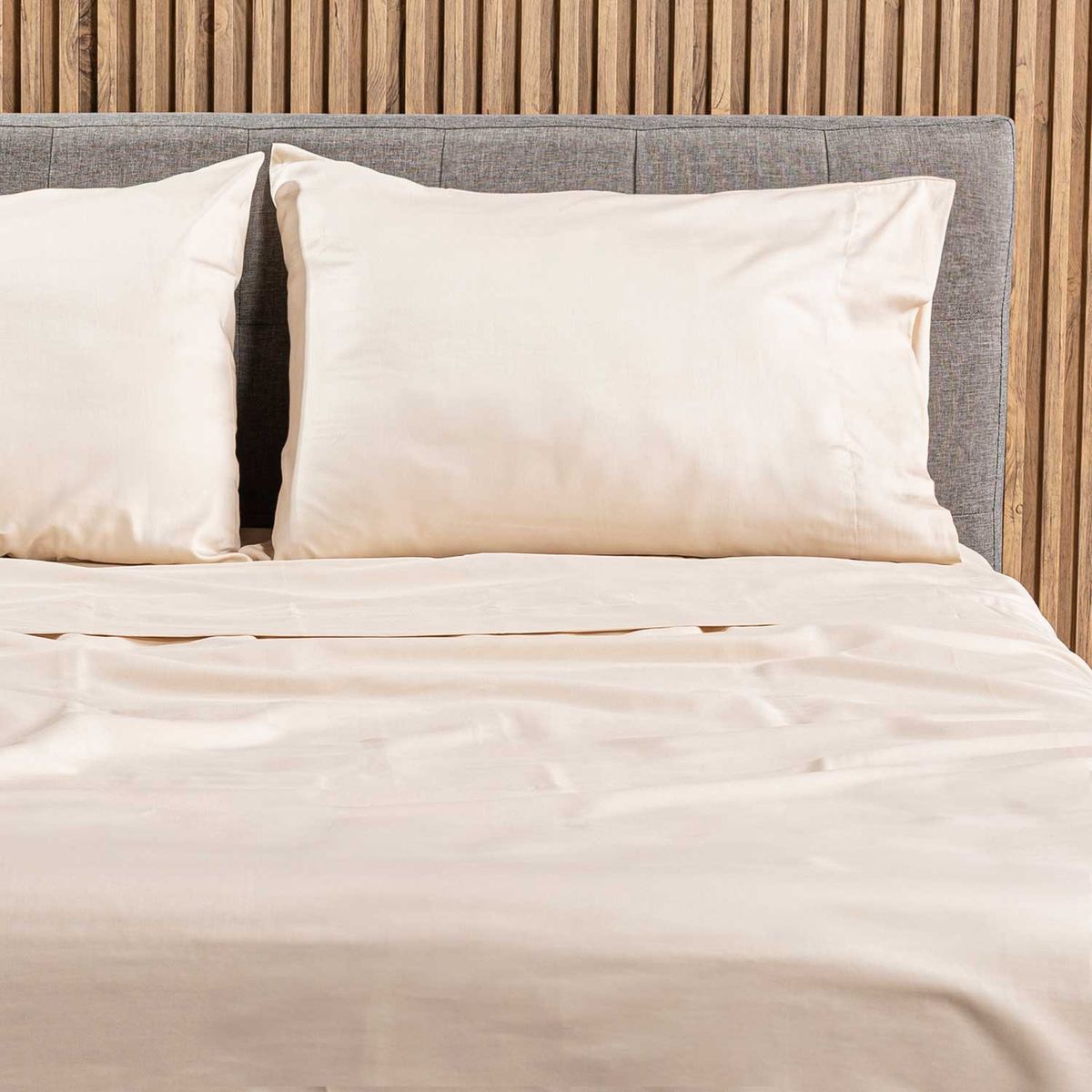 HEBRA - Sabanas 200H 2P Saten Crudo