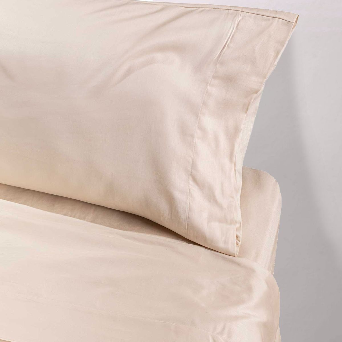 HEBRA - Sabanas 200H 2P Saten Crudo