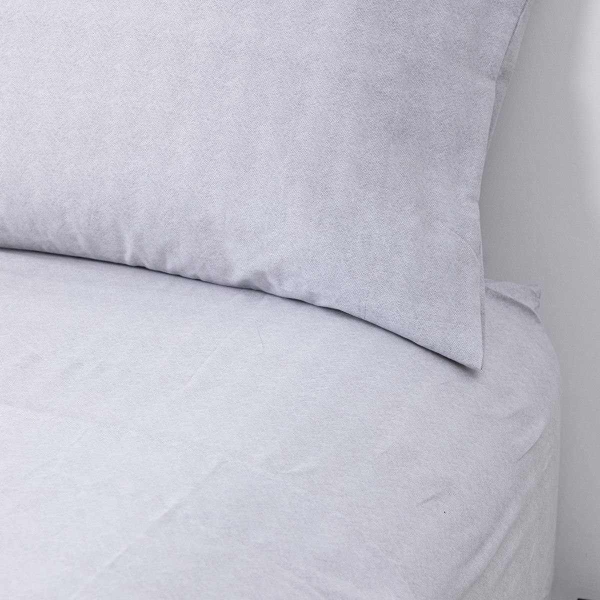 HEBRA - Sabanas 180H 1.5P Espiga Gris