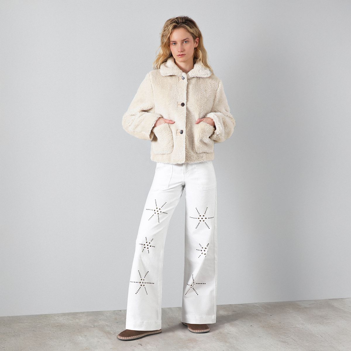 RAINDOOR - Chiporro Botones Pu Beige Mujer Raindoor