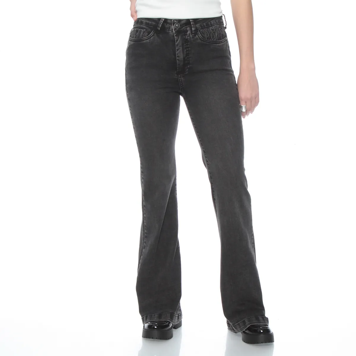 WADOS - JEANS FLARE TIRO ALTO PUSH UP PRETINA BASICA 1 BOTON